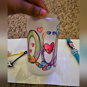 Nurses frosted cup with beaded pen 🖊